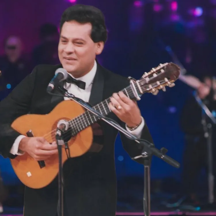 Requinto guitar, the instrument that inspired the SieteQuinto